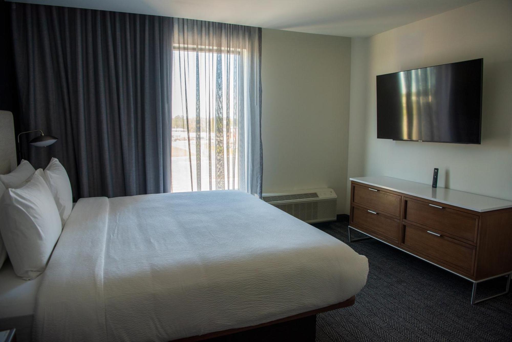 Courtyard By Marriott Lake City Εξωτερικό φωτογραφία