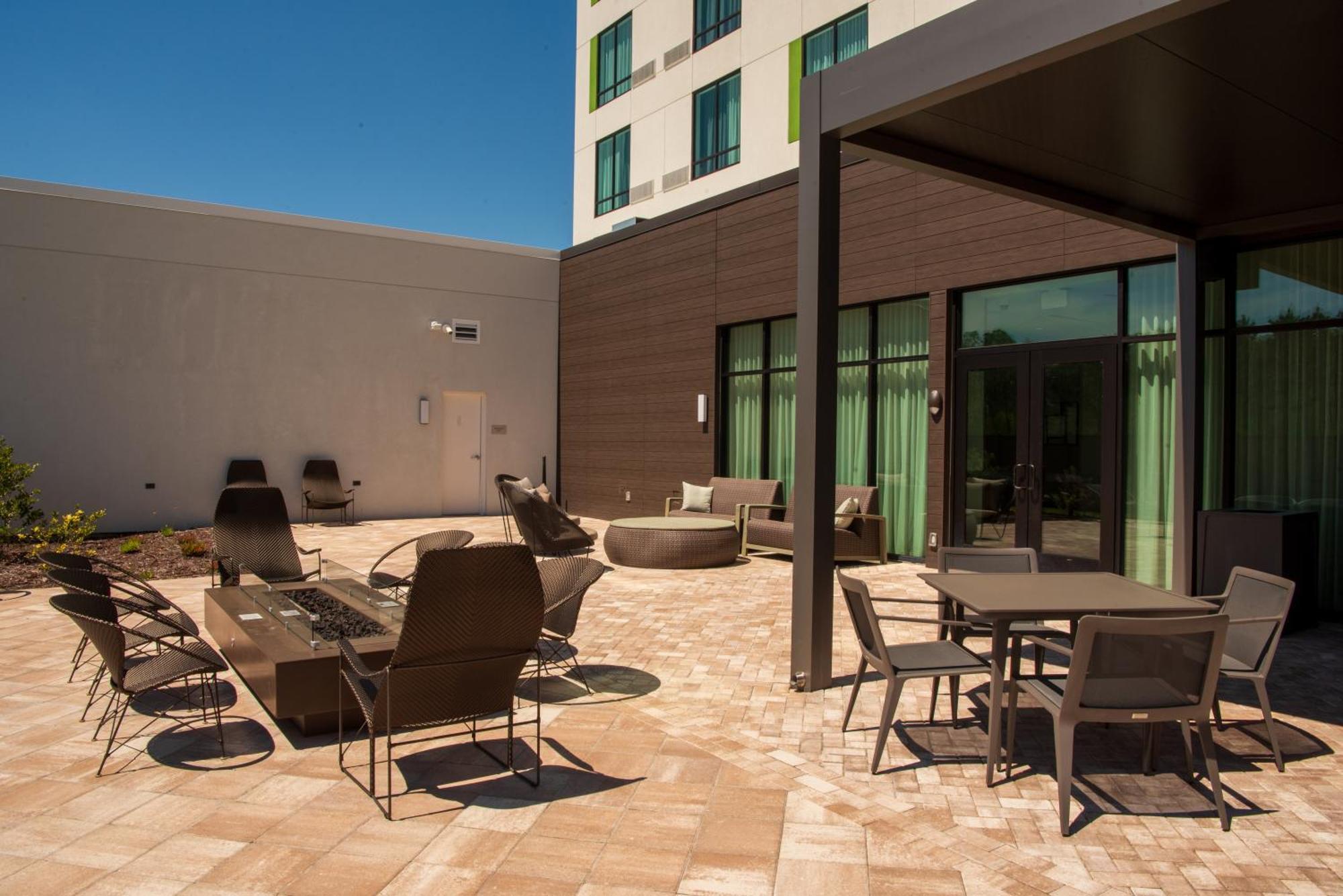 Courtyard By Marriott Lake City Εξωτερικό φωτογραφία