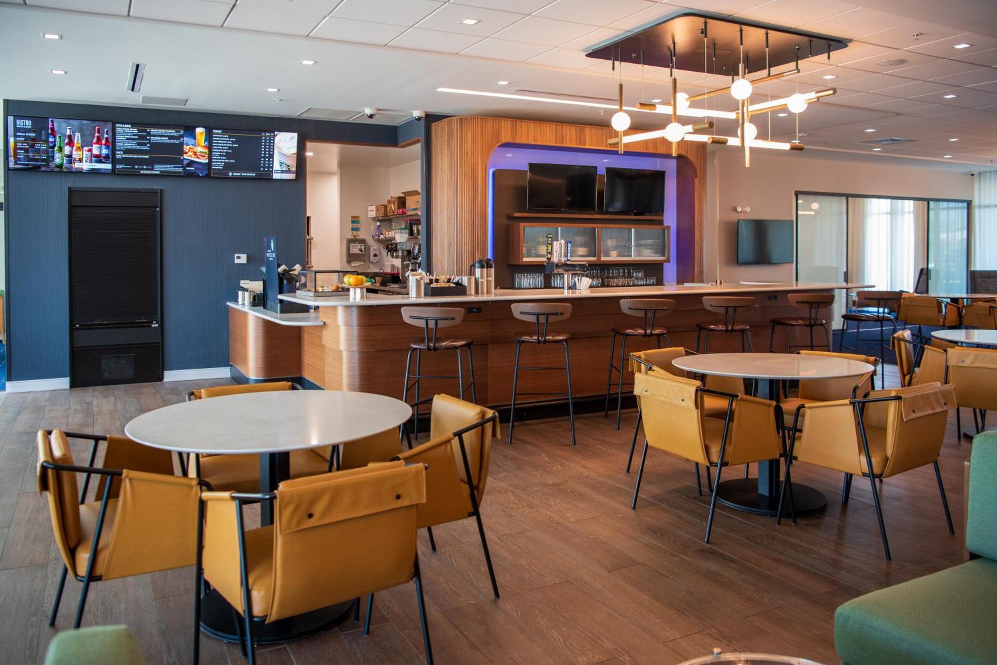 Courtyard By Marriott Lake City Εξωτερικό φωτογραφία