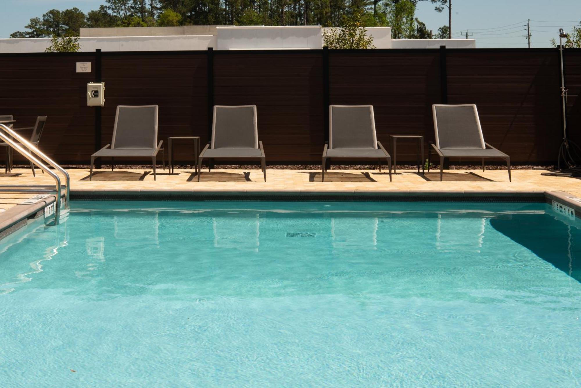 Courtyard By Marriott Lake City Εξωτερικό φωτογραφία