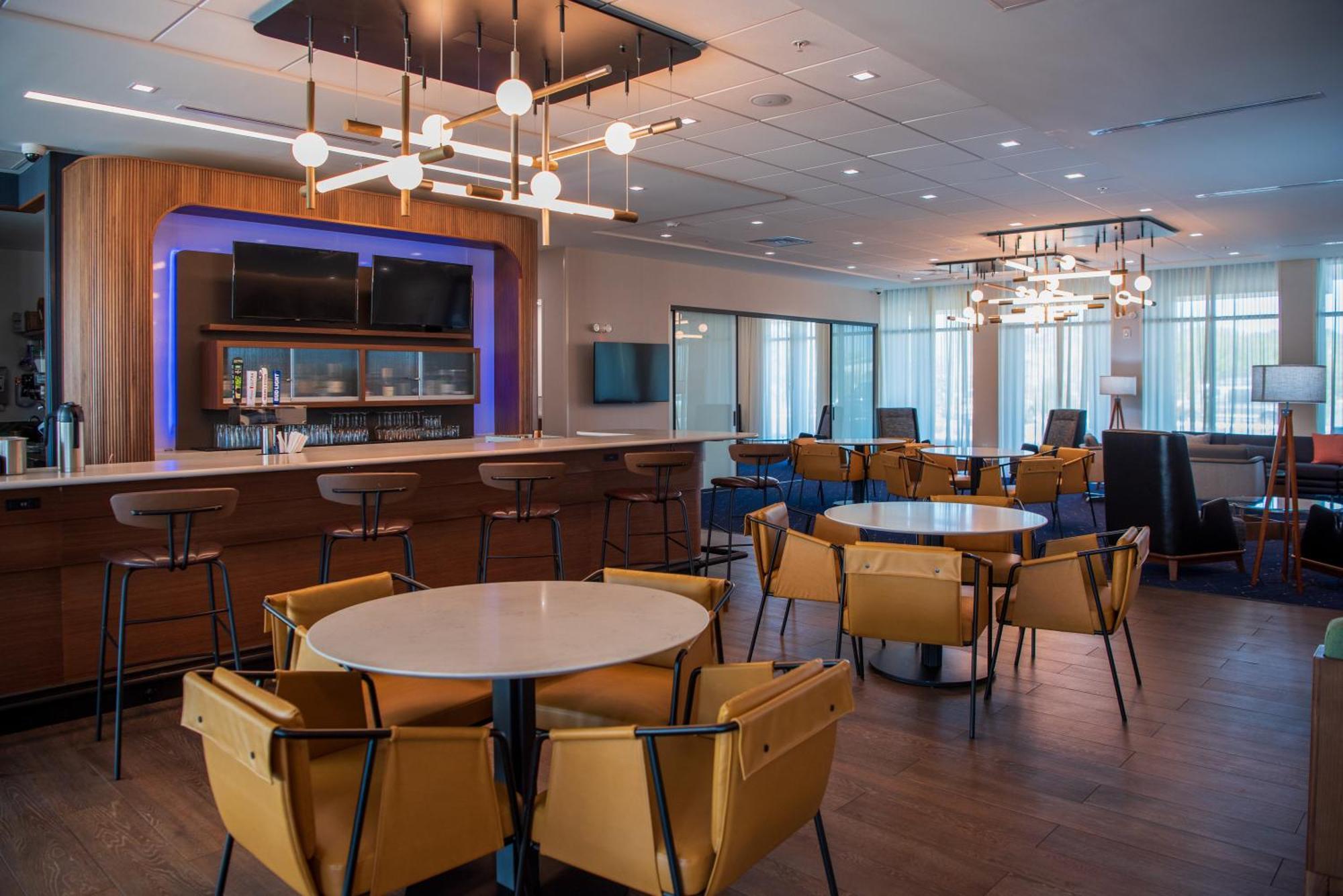 Courtyard By Marriott Lake City Εξωτερικό φωτογραφία